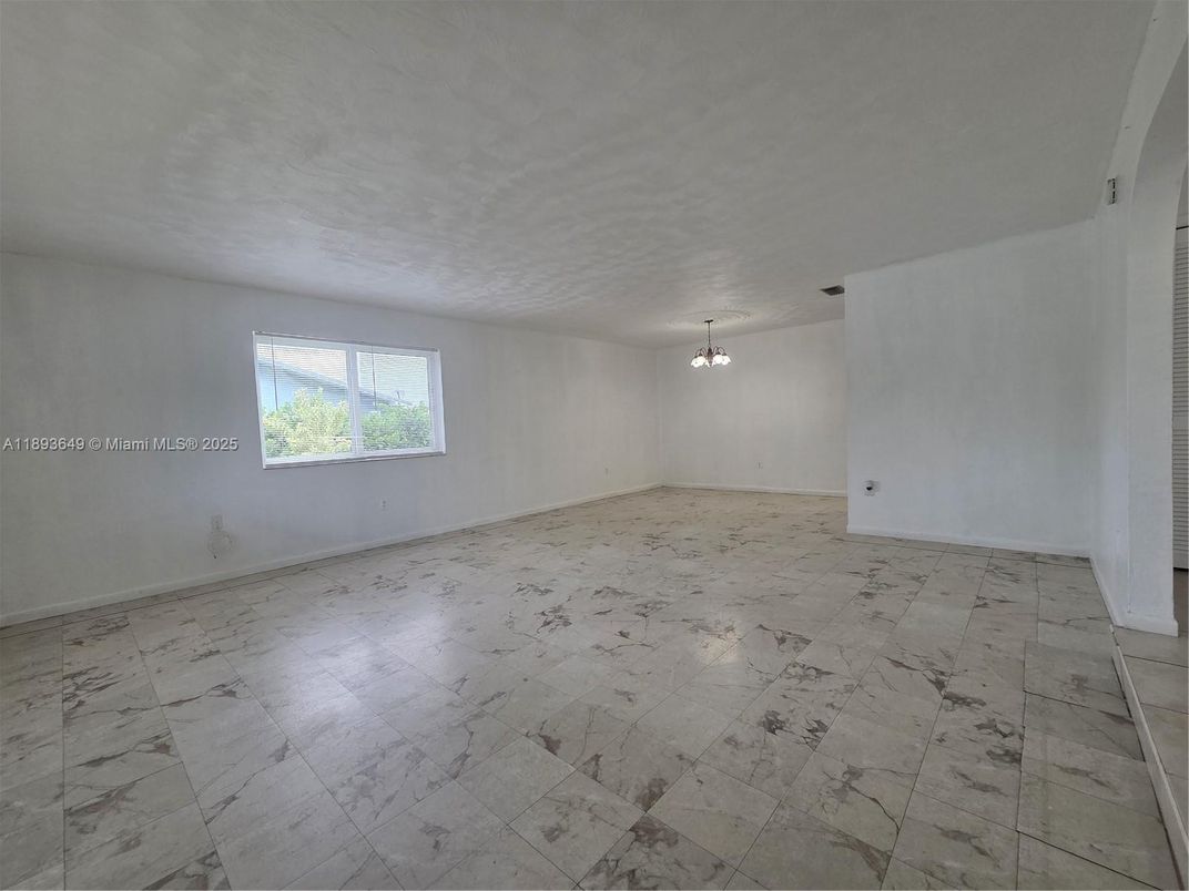Empty room, Interior, Marble, Pendant Lights