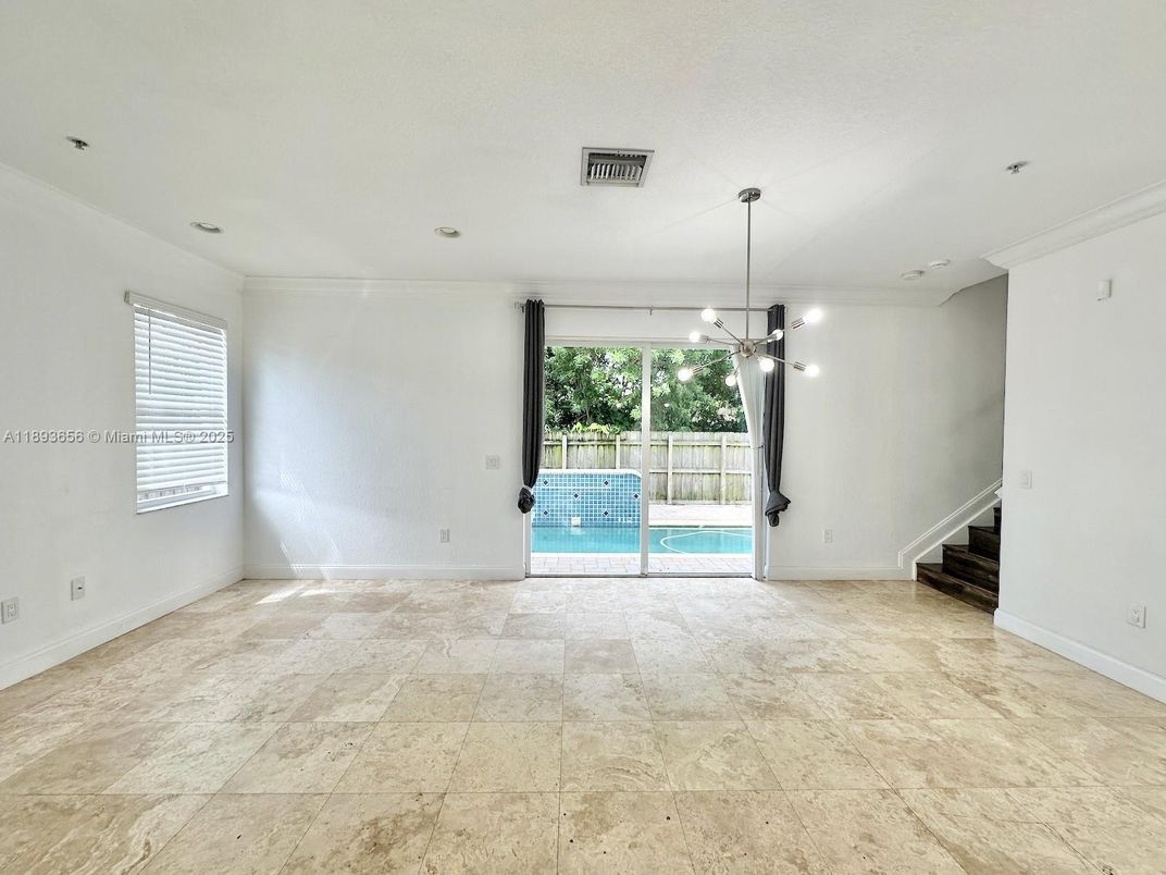 Empty room, Interior, Pendant Lights, Recessed Lighting