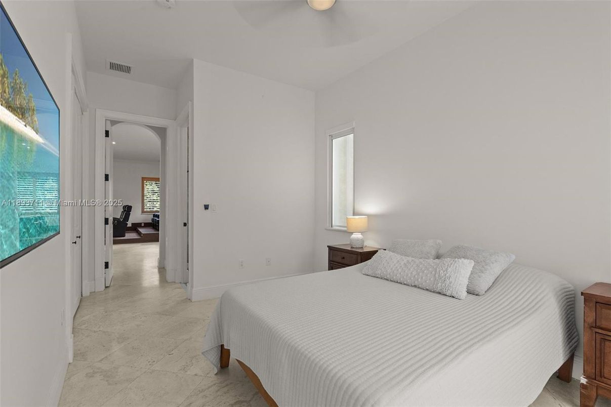Bedroom, Interior, Water