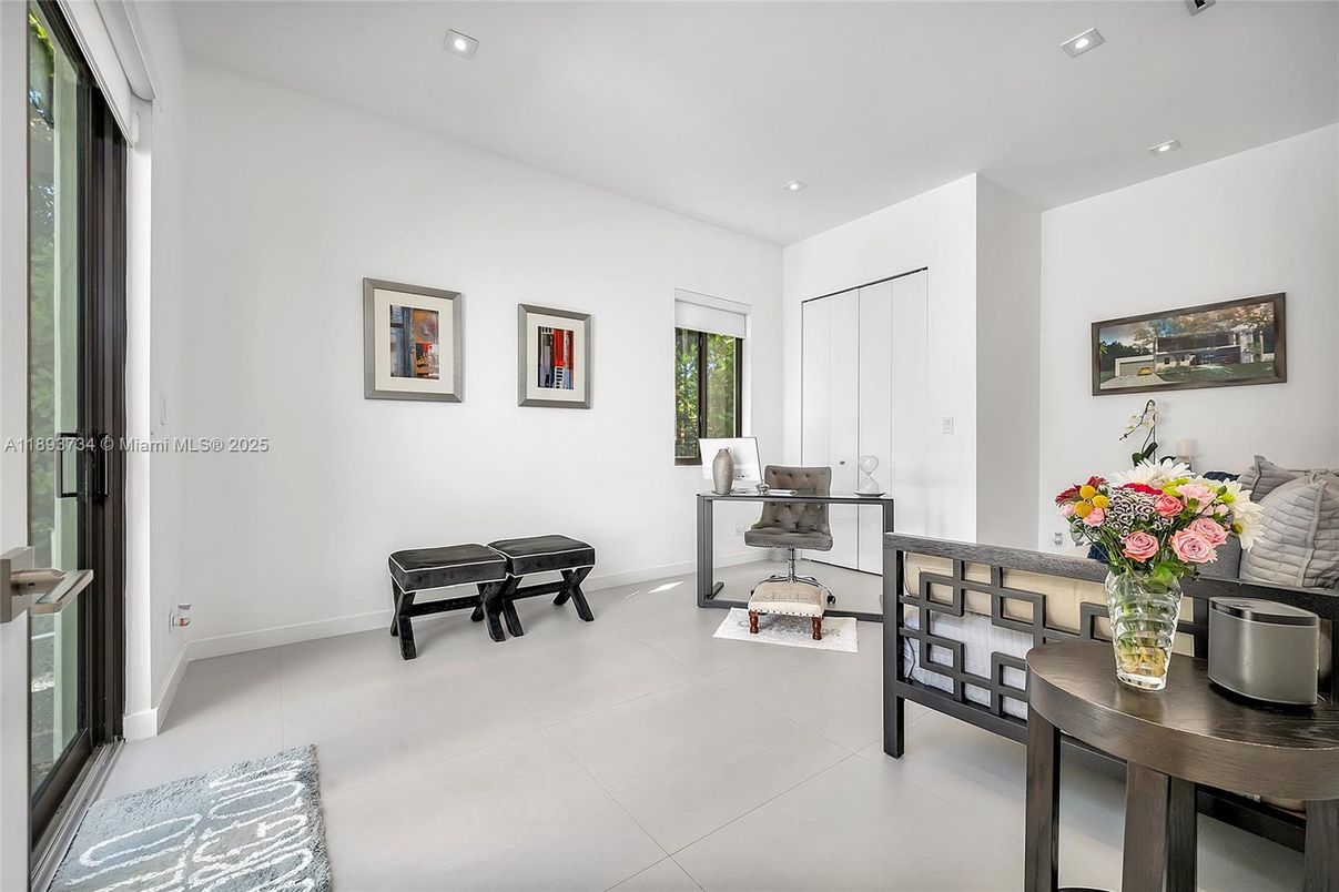 Interior, Recessed Lighting