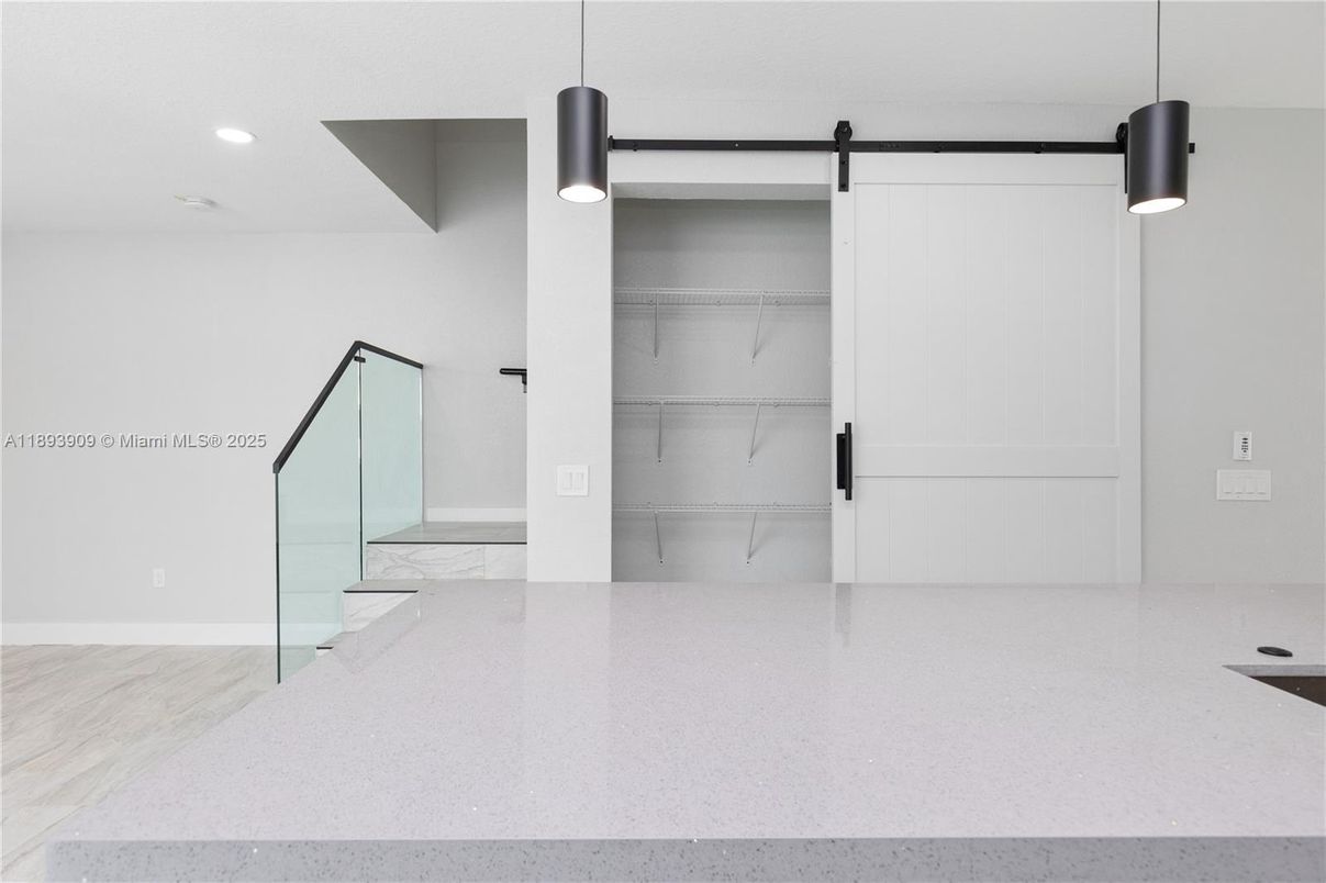 Interior, Pendant Lights, Recessed Lighting