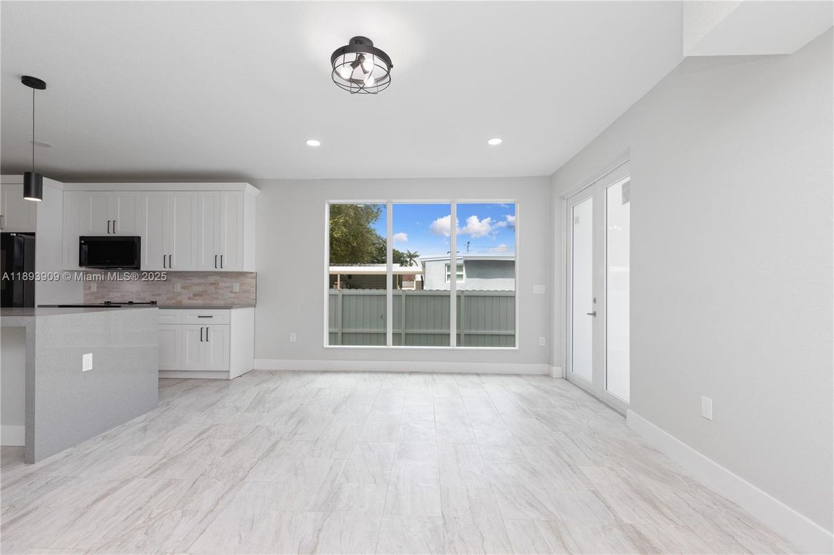 Empty room, Interior, Kitchen, Marble, Pendant Lights, Recessed Lighting
