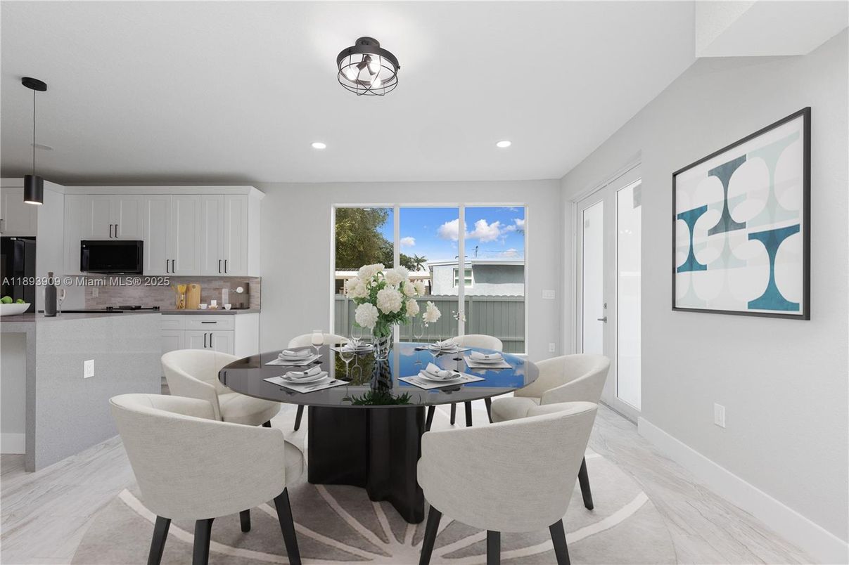 Dining room, Interior, Kitchen, Marble, Pendant Lights, Recessed Lighting