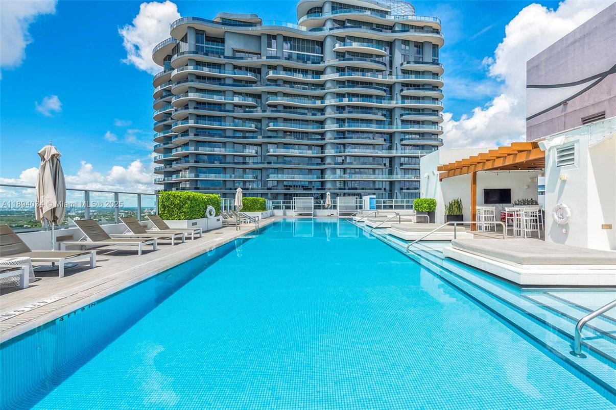 Exterior, Pool, Water