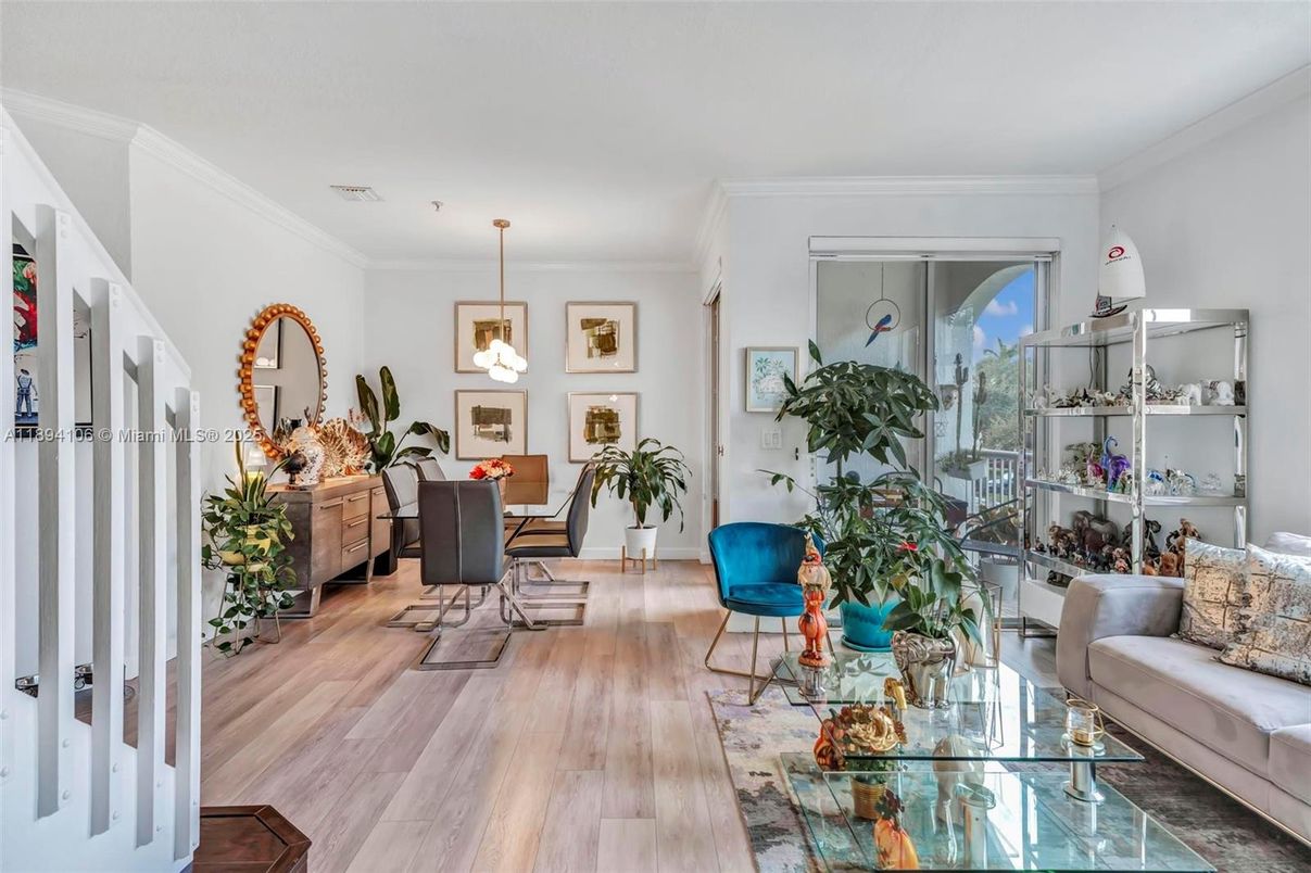 Dining room, Interior, Living room, Pendant Lights, Wood Texture Flooring