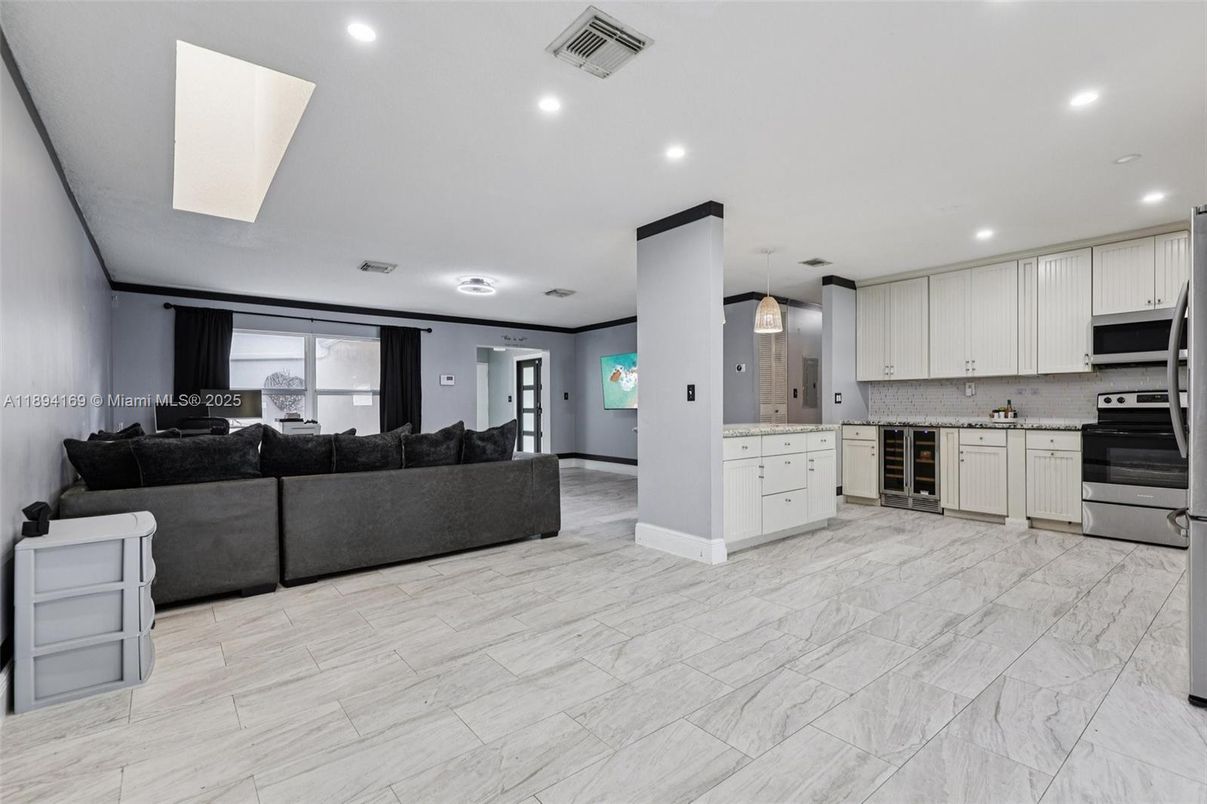 Interior, Kitchen, Living room, Marble, Recessed Lighting, Stainless Steel Appliances