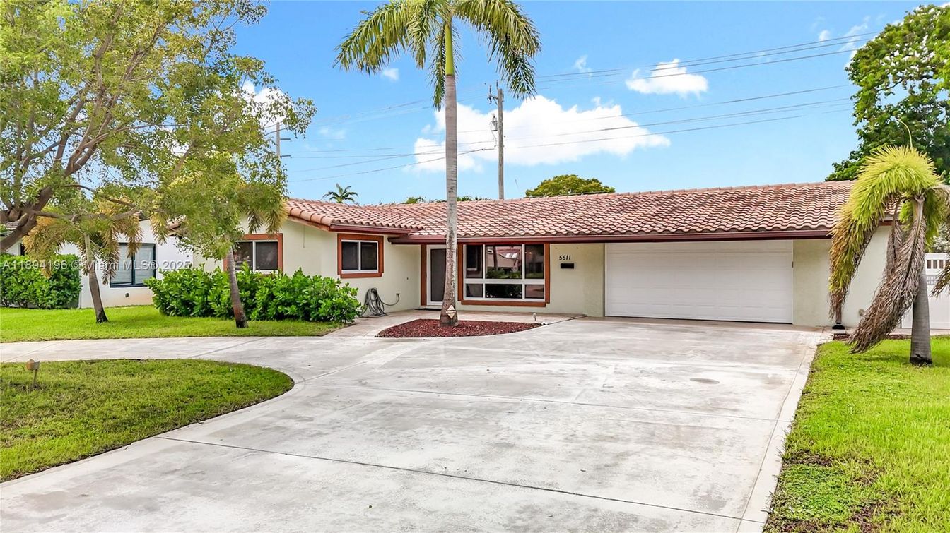 Attached, Backyard, Exterior, Facade, Spanish Mediterranean