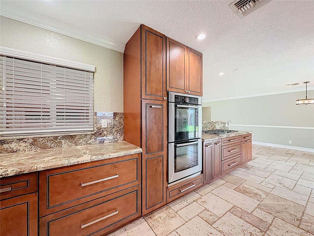 Interior, Kitchen, Pendant Lights, Recessed Lighting