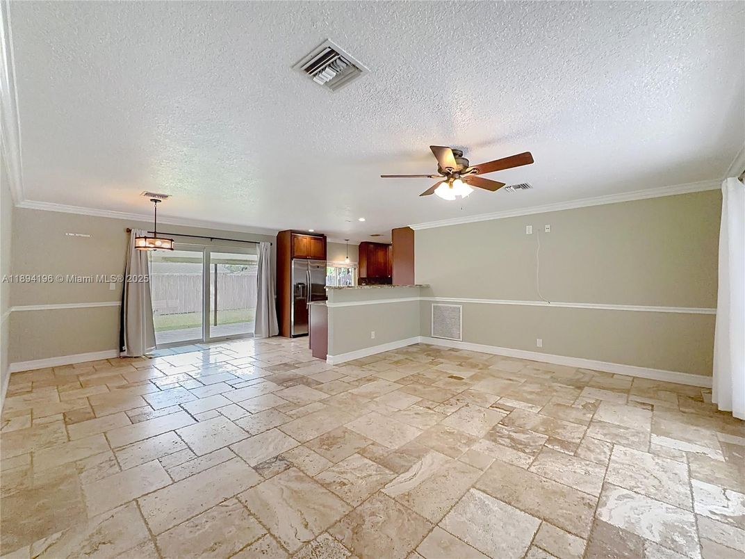 Empty room, Interior, Kitchen, Recessed Lighting