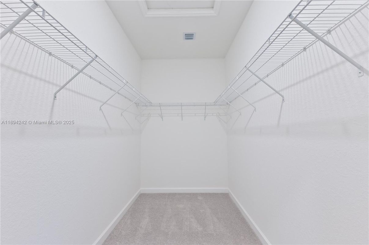 Interior, Walk-in Closets