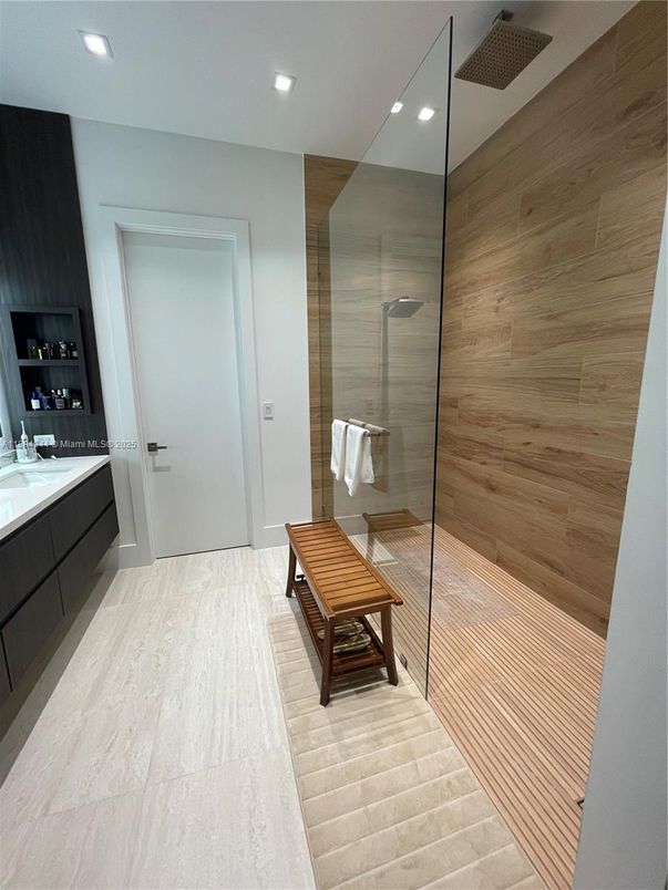 Bathroom, Glass Shower, Interior, Recessed Lighting, Sauna Room