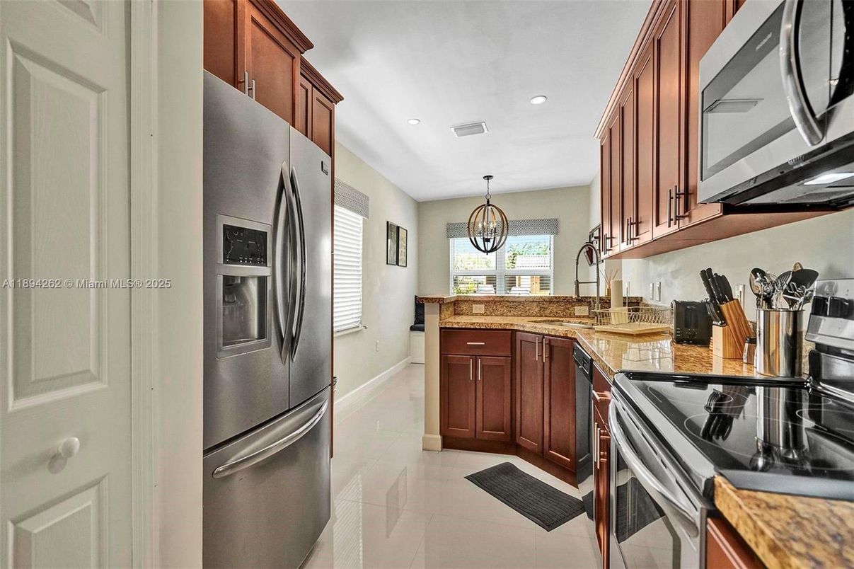 Interior, Kitchen, Pendant Lights, Recessed Lighting, Stainless Steel Appliances