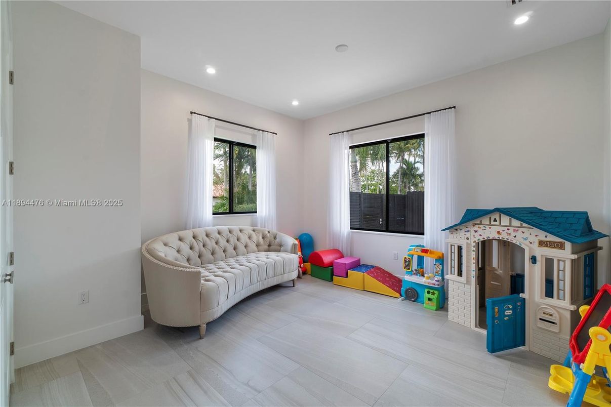 Interior, Recessed Lighting