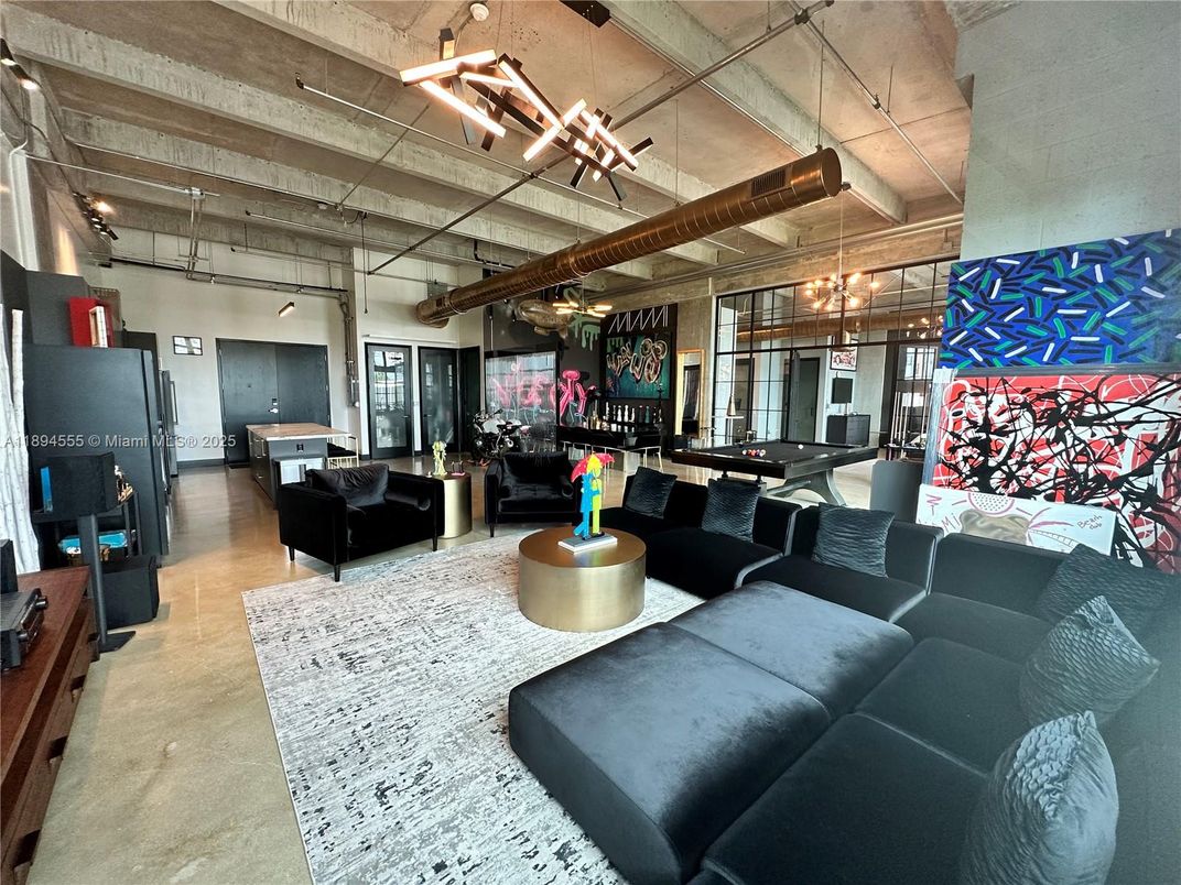 Interior, Living room, Pendant Lights, Wooden Beams