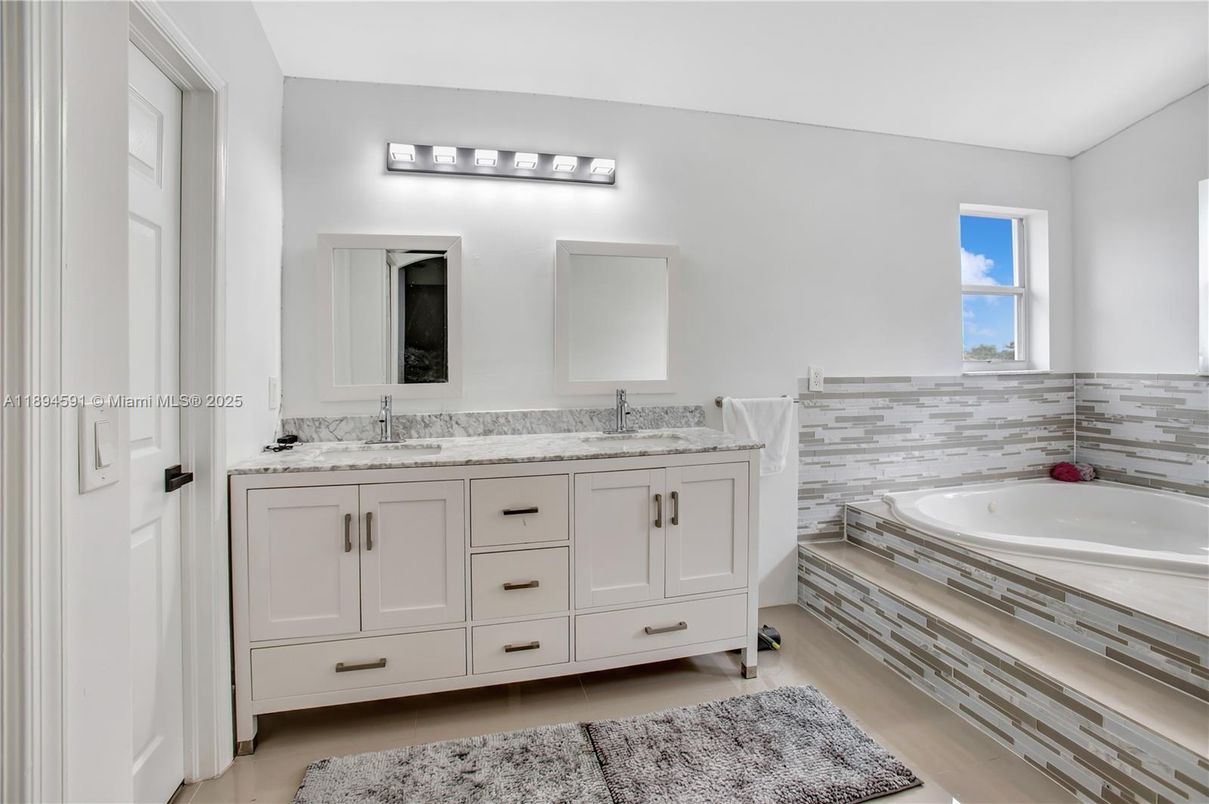 Bathroom, Dual Sink Vanities, Interior, Wood Texture Flooring