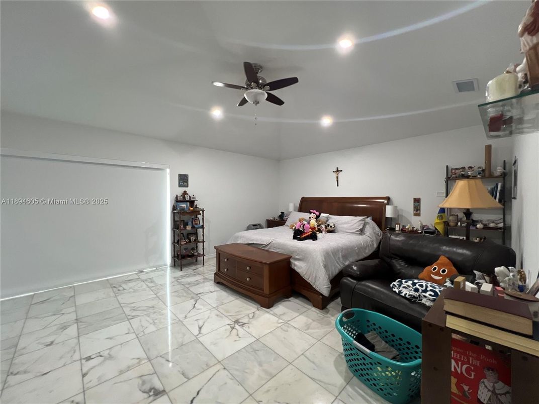 Bedroom, Interior, Marble, Recessed Lighting