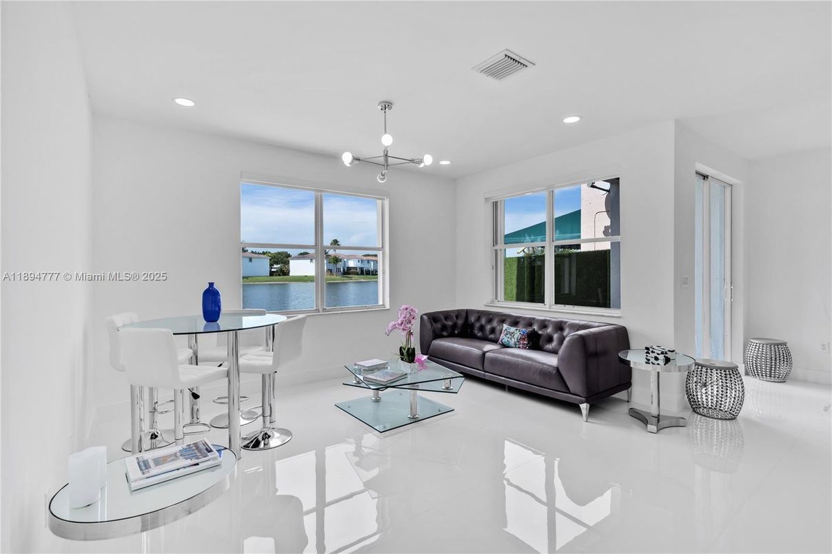 Dining room, Interior, Living room, Recessed Lighting, Water