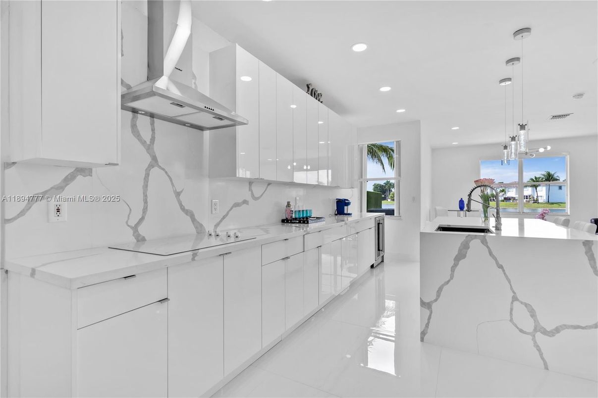 Interior, Kitchen, Pendant Lights, Recessed Lighting