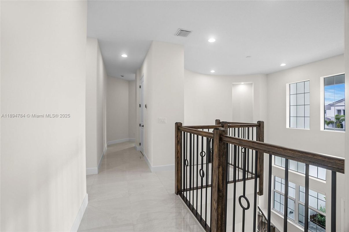 Interior, Recessed Lighting