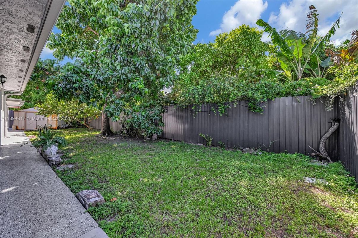 Backyard, Exterior