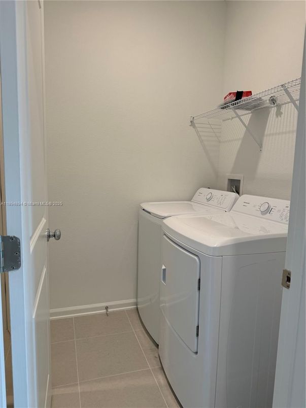 Interior, Washer