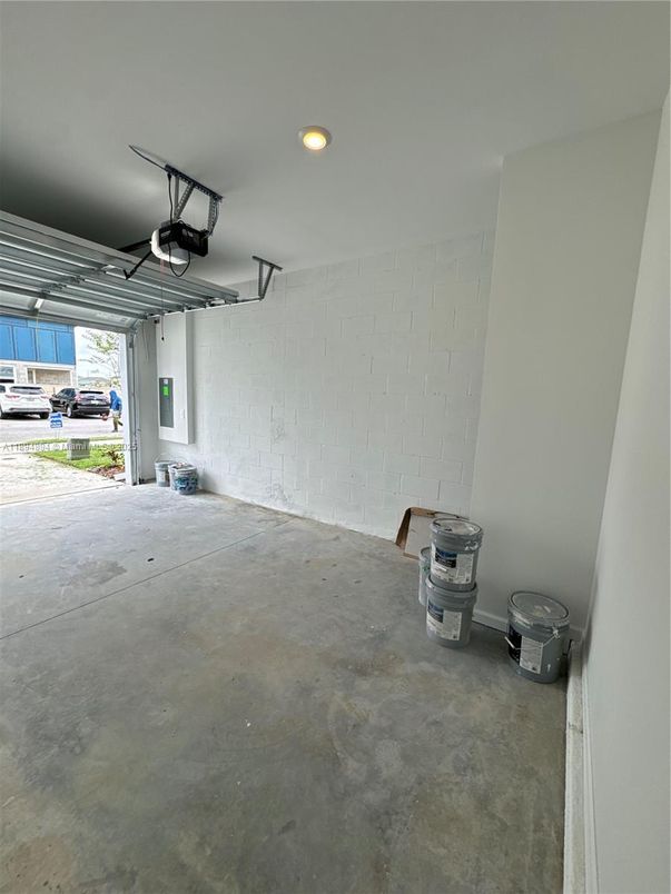 Garage, Interior, Recessed Lighting