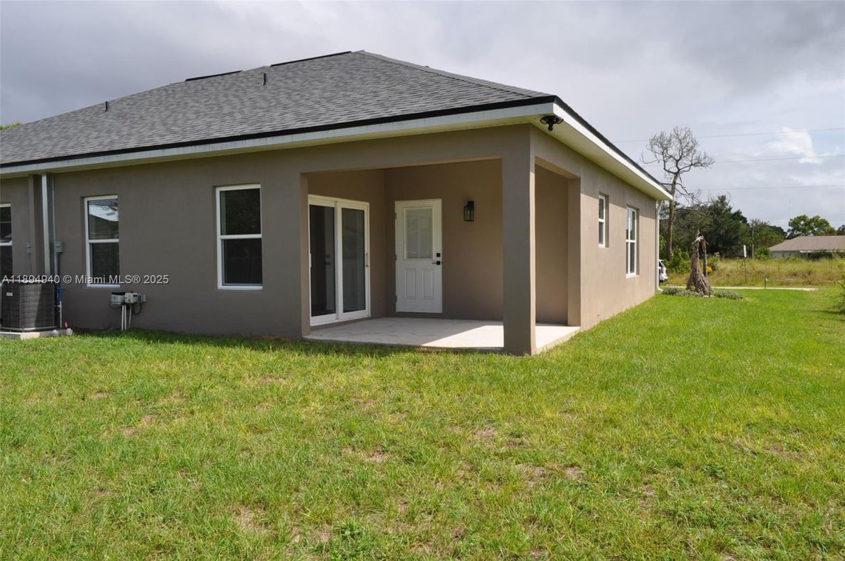 Backyard, Exterior