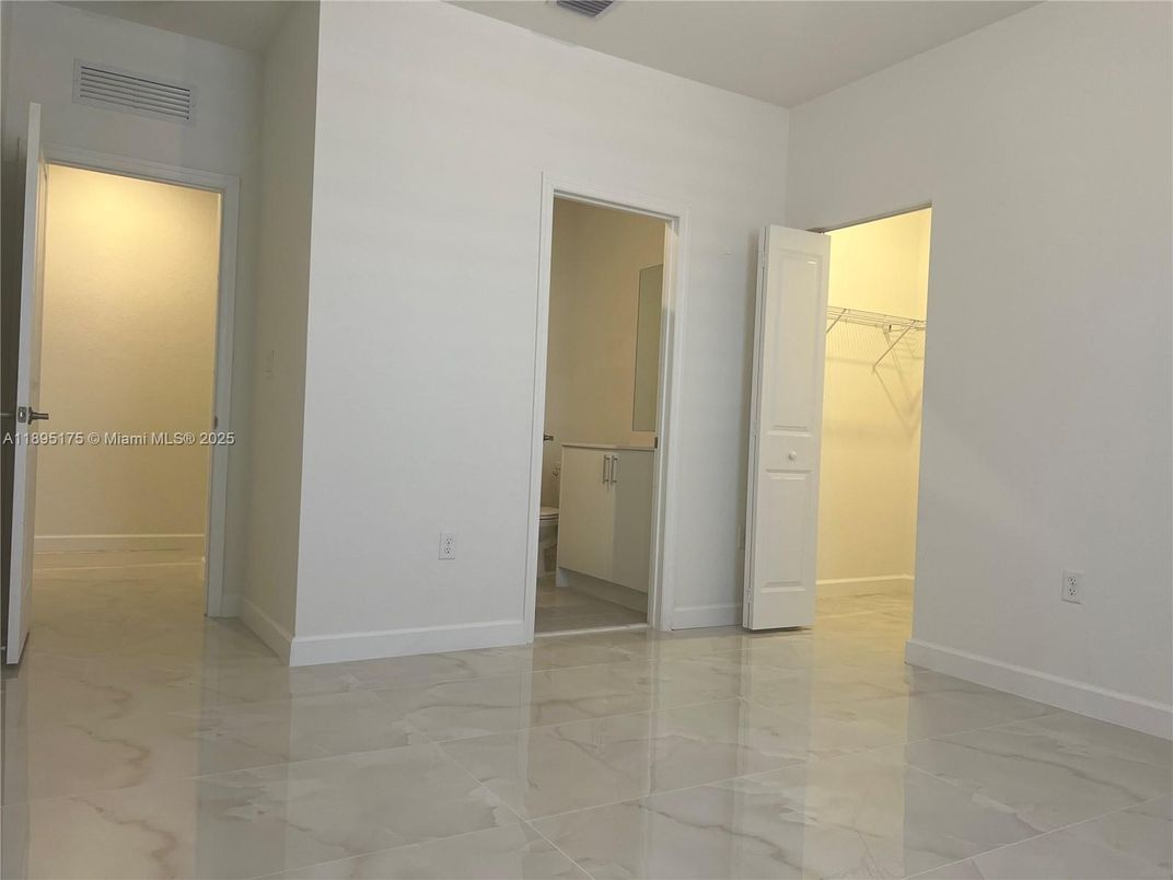 Empty room, Interior, Marble