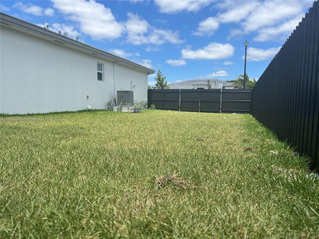 Backyard, Exterior
