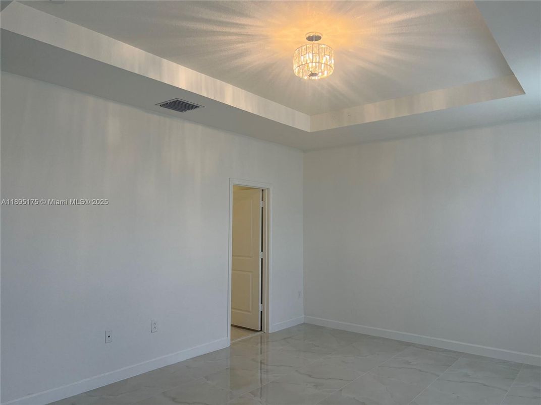 Empty room, Interior, Marble