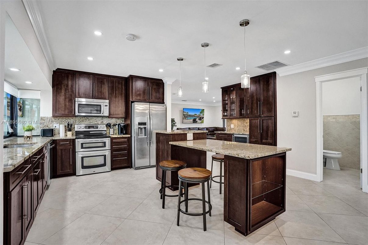 Interior, Kitchen, Pendant Lights, Recessed Lighting, Stainless Steel Appliances