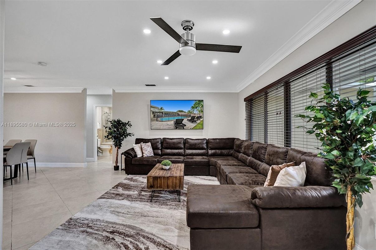 Interior, Living room, Recessed Lighting