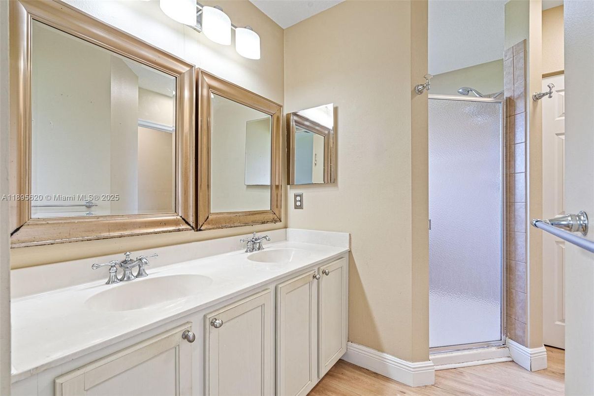 Bathroom, Dual Sink Vanities, Interior, Wood Texture Flooring