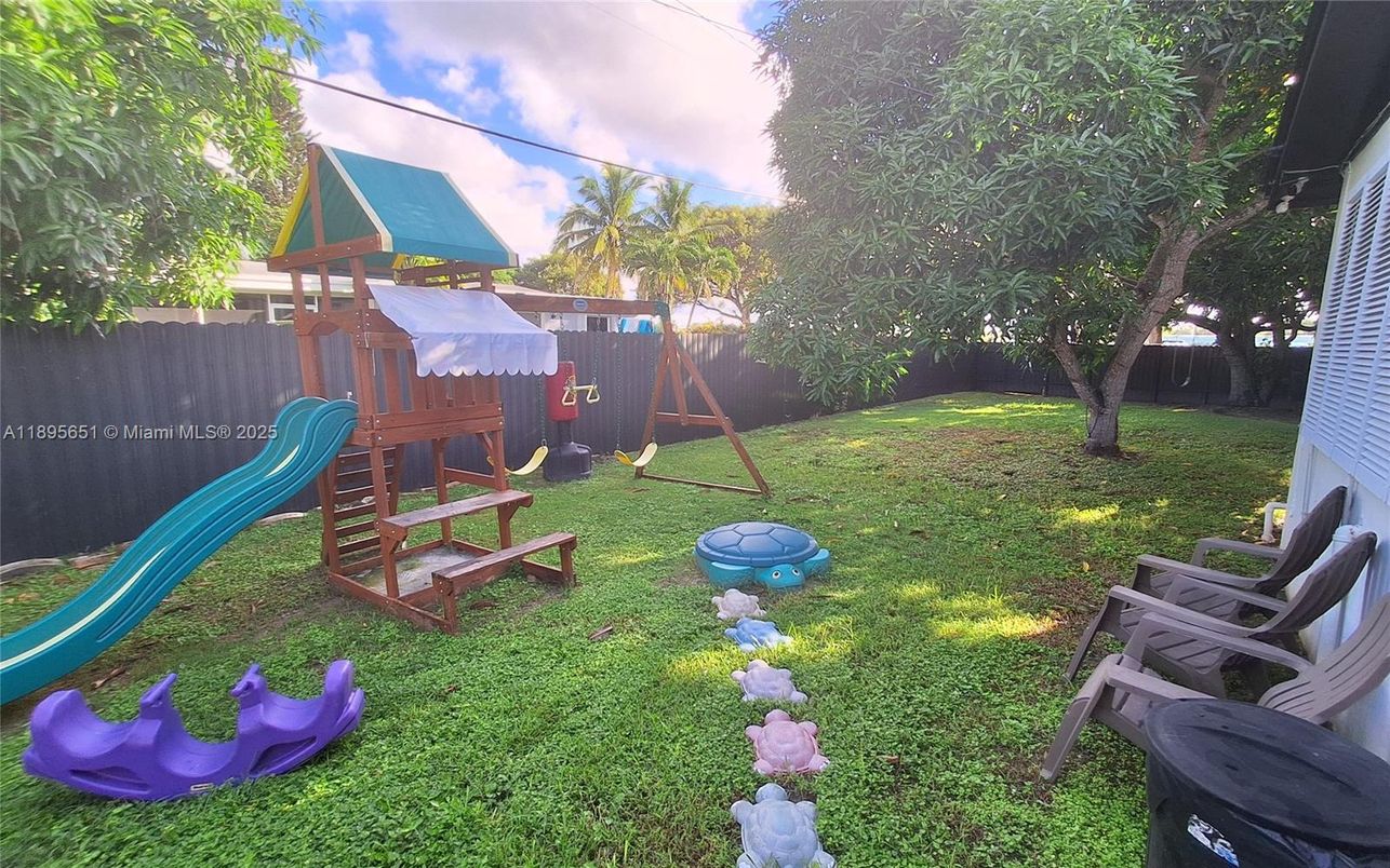 Backyard, Exterior, Playground