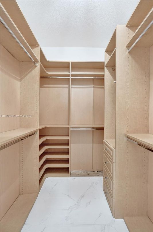 Interior, Marble, Walk-in Closets