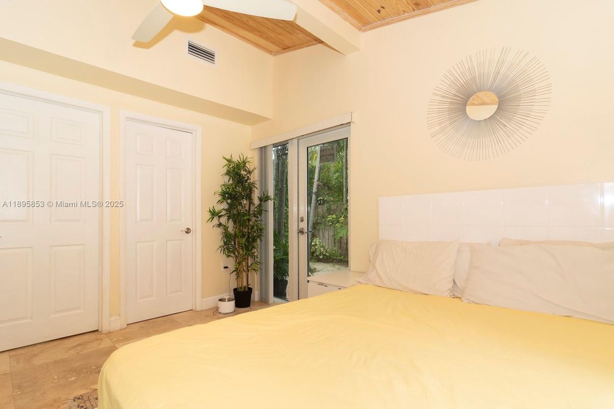 Bedroom, Interior, Wooden Beams, Wooden Ceilings