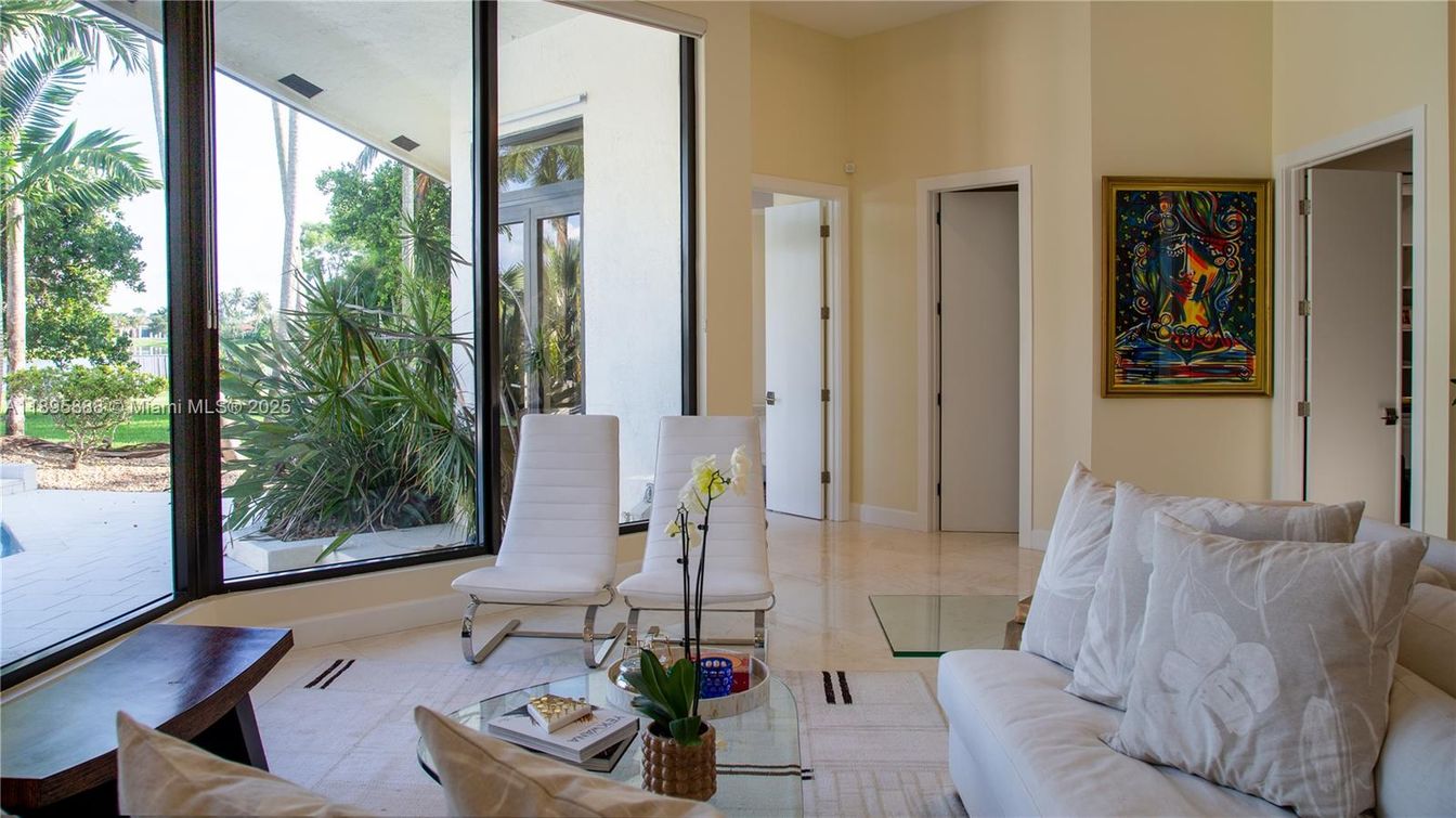 Interior, Living room