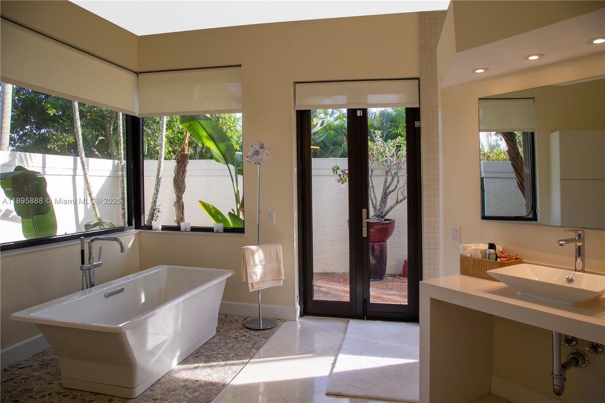 Bathroom, Free Standing Baths, Interior, Recessed Lighting