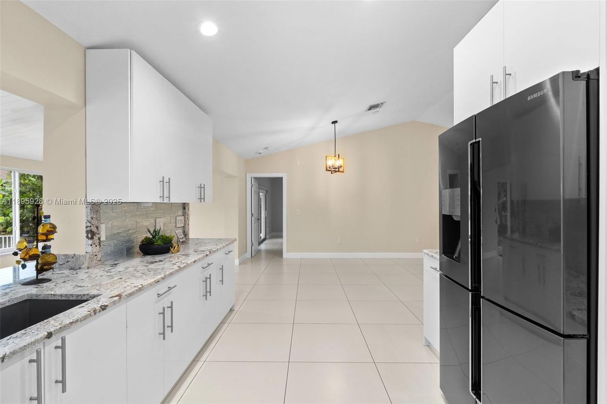Interior, Kitchen, Pendant Lights, Recessed Lighting
