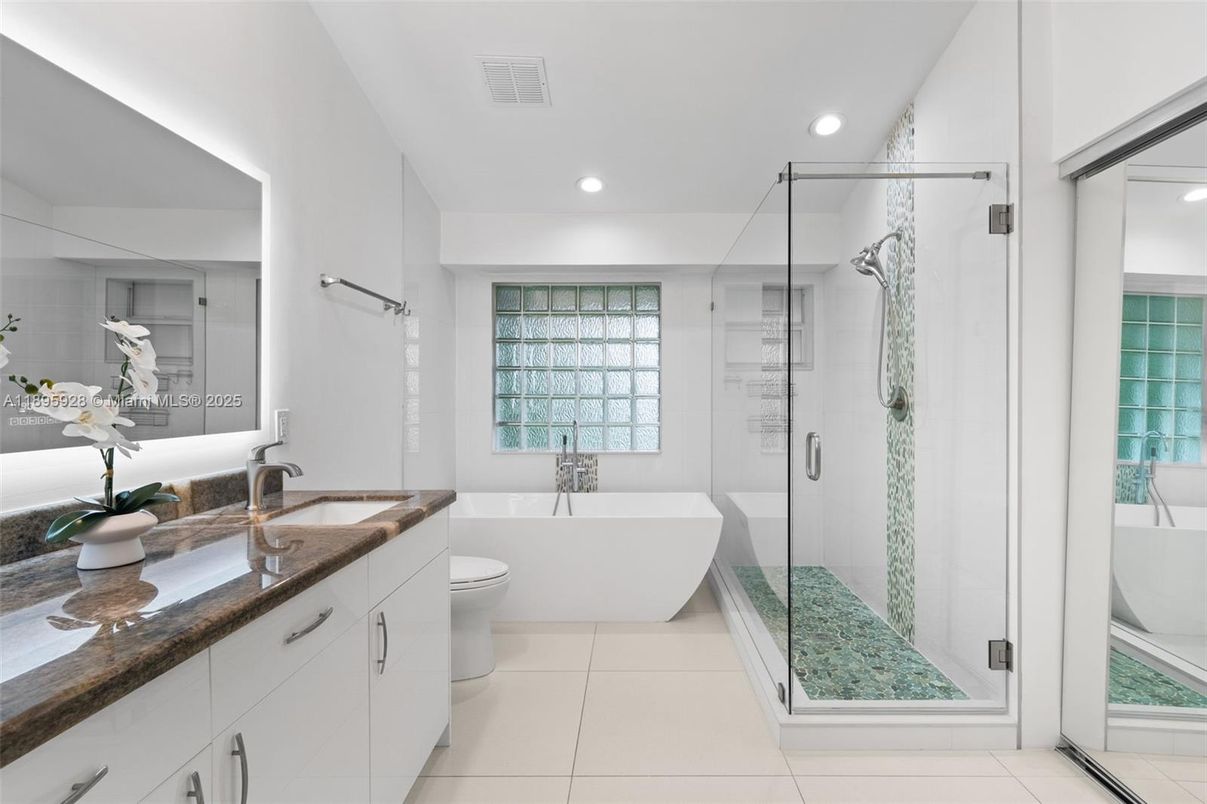 Bathroom, Dual Sink Vanities, Free Standing Baths, Glass Shower, Interior, Recessed Lighting