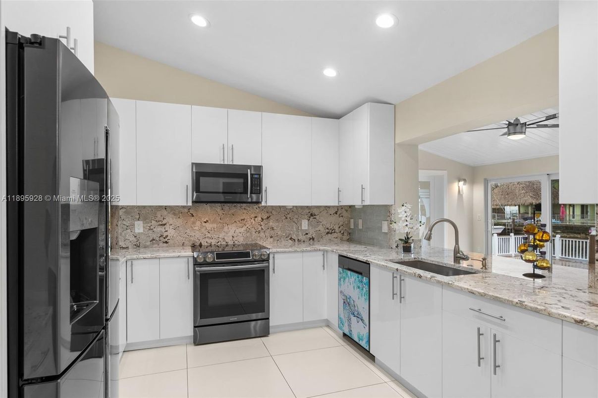 Interior, Kitchen, Recessed Lighting