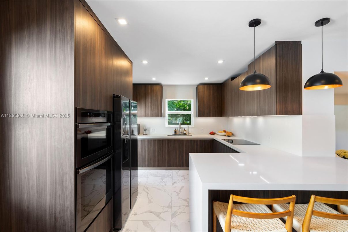 Interior, Kitchen, Marble, Pendant Lights, Recessed Lighting