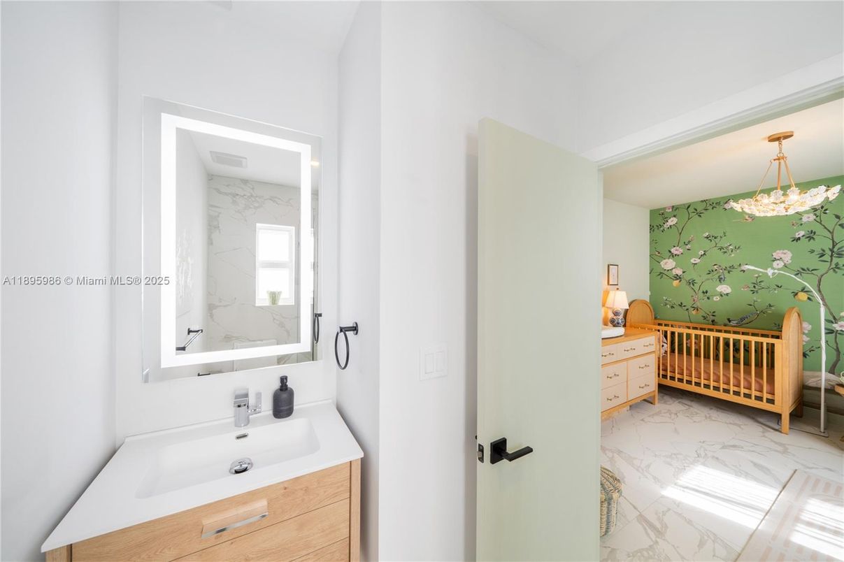 Bathroom, Interior, Marble, Marble Walls