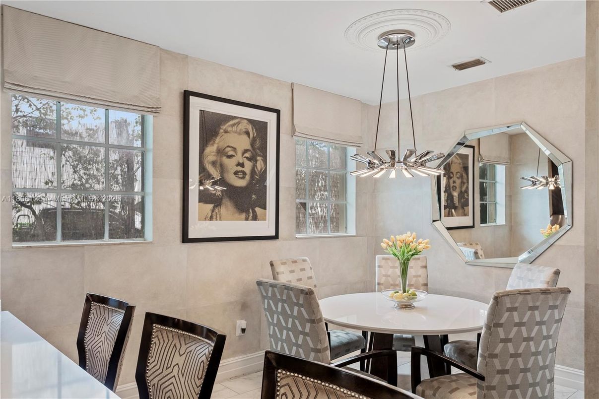 Dining room, Interior, Pendant Lights