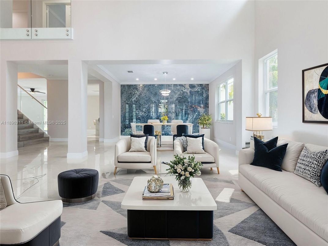 Dining room, Interior, Living room, Pendant Lights, Recessed Lighting