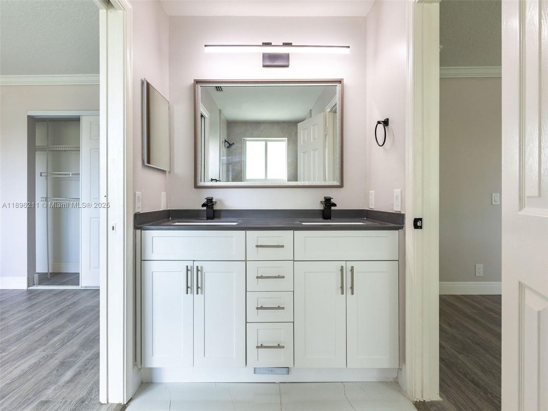 Bathroom, Dual Sink Vanities, Interior, Wood Texture Flooring