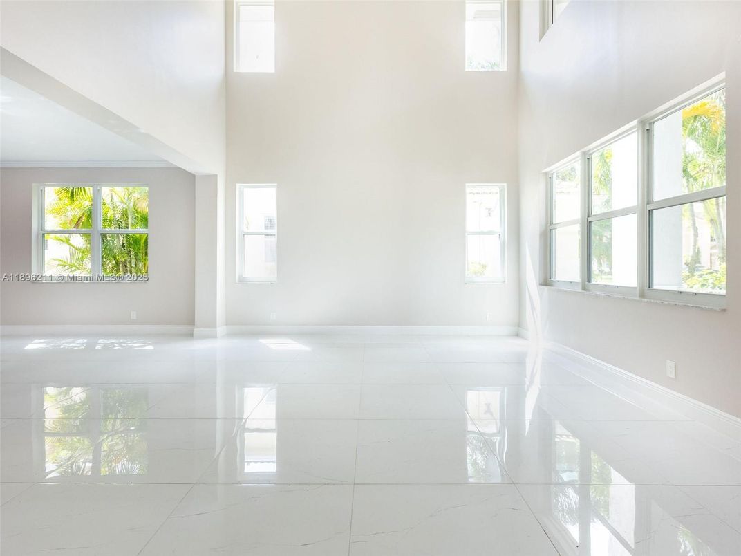 Empty room, Interior, Marble