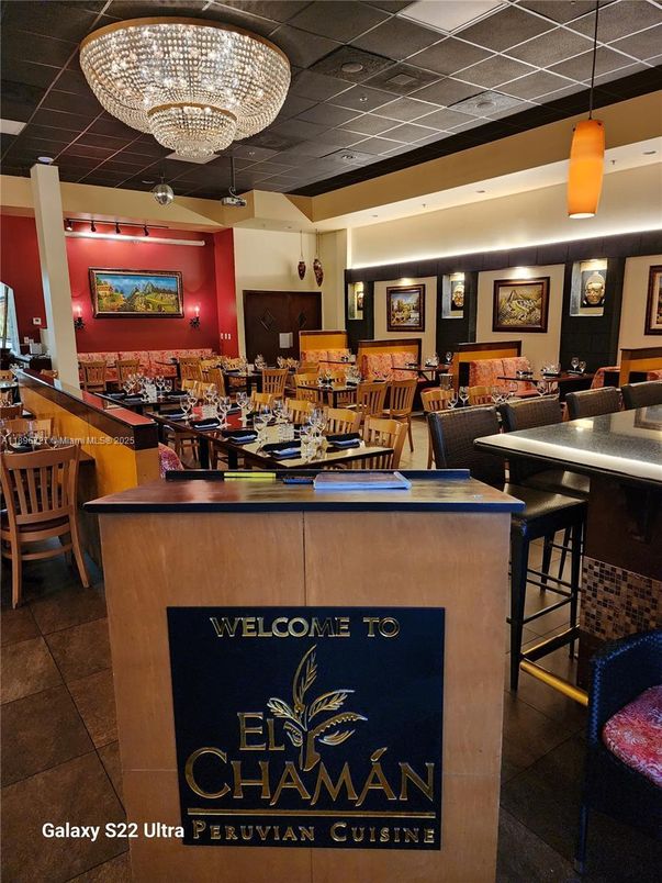 Chandelier, Dining room, Interior, Pendant Lights, Recessed Lighting