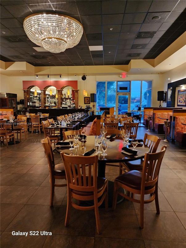 Chandelier, Dining room, Interior, Pendant Lights, Recessed Lighting