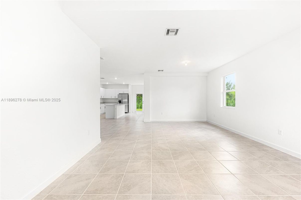 Empty room, Interior, Kitchen, Recessed Lighting